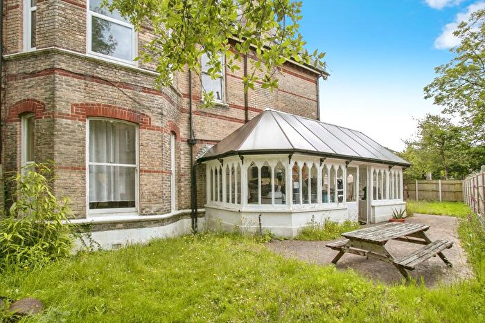 3 Bedroom Flat For Sale In Wimborne Road, Bournemouth, Dorset, BH2