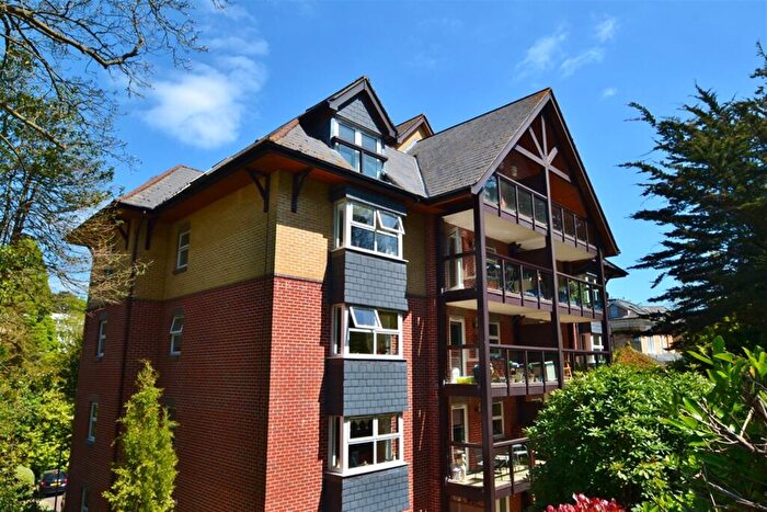2 Bedroom Flat For Sale In Bournemouth, BH2