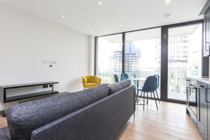 1 Bedroom Flat For Sale In Apartment Emery Wharf Emery Way, Wapping, E1W