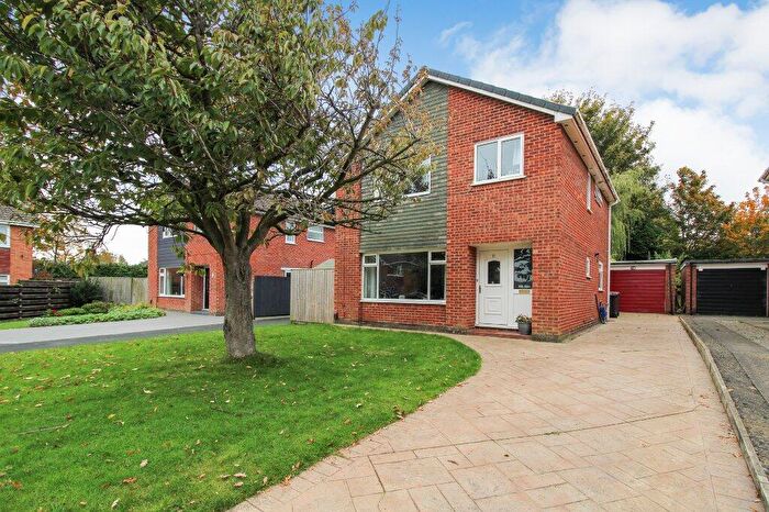 4 Bedroom Detached House For Sale In Birkdale Avenue, Knaresborough, HG5