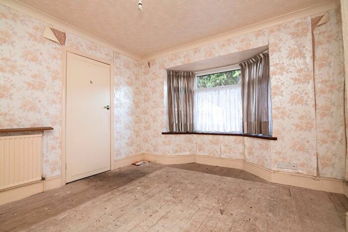 2 Bedroom Detached Bungalow For Sale In Albert Road, Halesowen, B63