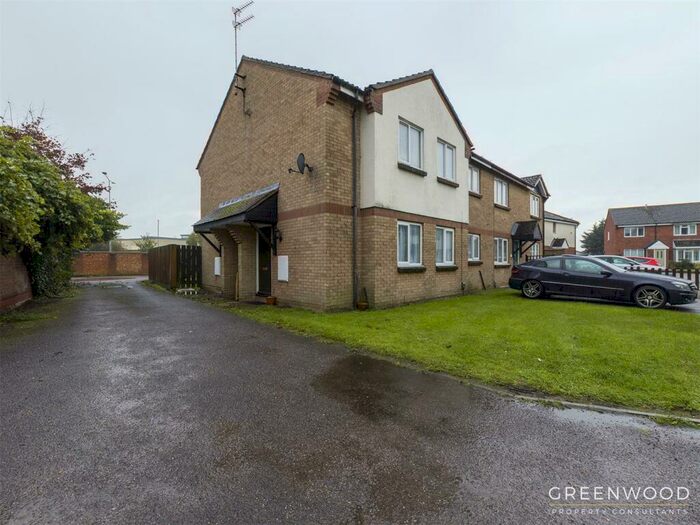 Studio To Rent In Woodrush End, Stanway, CO3