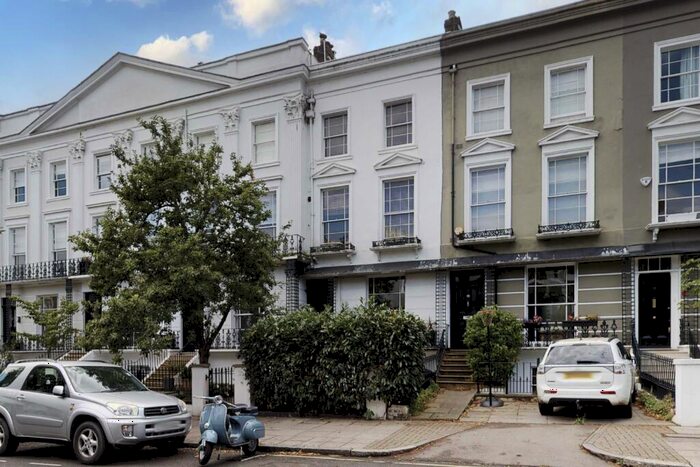 2 Bedroom Apartment To Rent In St Anns Terrace, St John's Wood, London, NW8
