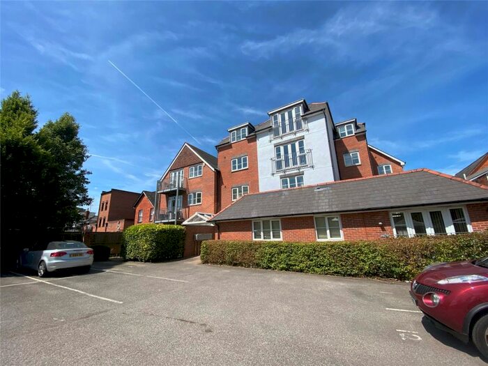 2 Bedroom Apartment To Rent In Alpha House, Napier Road, Crowthorne, Berkshire, RG45