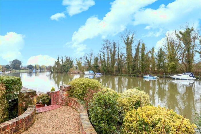 2 Bedroom Apartment To Rent In Braybank, Bray, Maidenhead, Berkshire, SL6