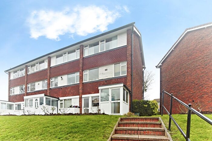 2 Bedroom Maisonette For Sale In Abbey Park, Beckenham, BR3