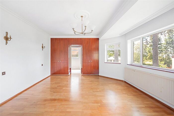 5 Bedroom Detached House To Rent In Ballard Close, Kingston Upon Thames, KT2