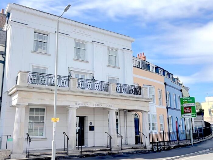 2 Bedroom Apartment For Sale In North Quay, Weymouth, DT4