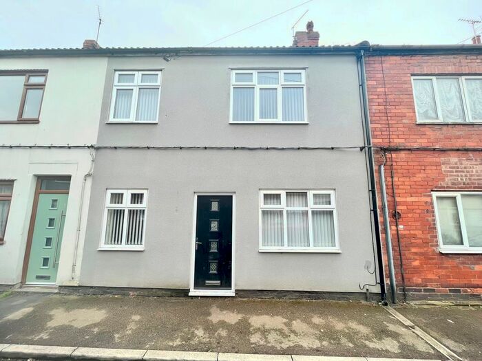 3 Bedroom Terraced House To Rent In Nesbit Street, Bolsover, Chesterfield, S44