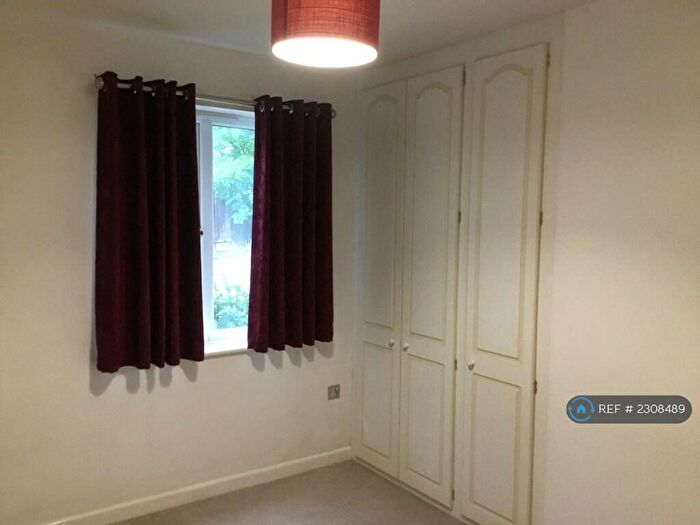 1 Bedroom Flat To Rent In Chestnut Place, Southam, CV47