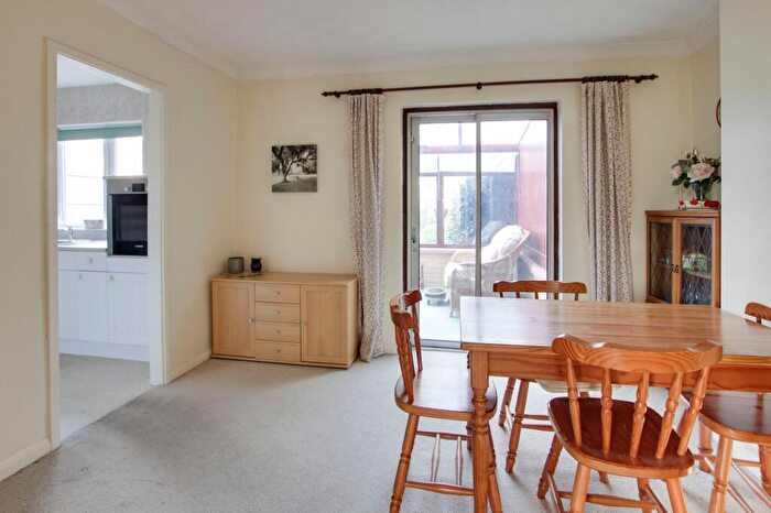 3 Bedroom End Of Terrace House For Sale In Huntingdon Street, St. Neots, PE19