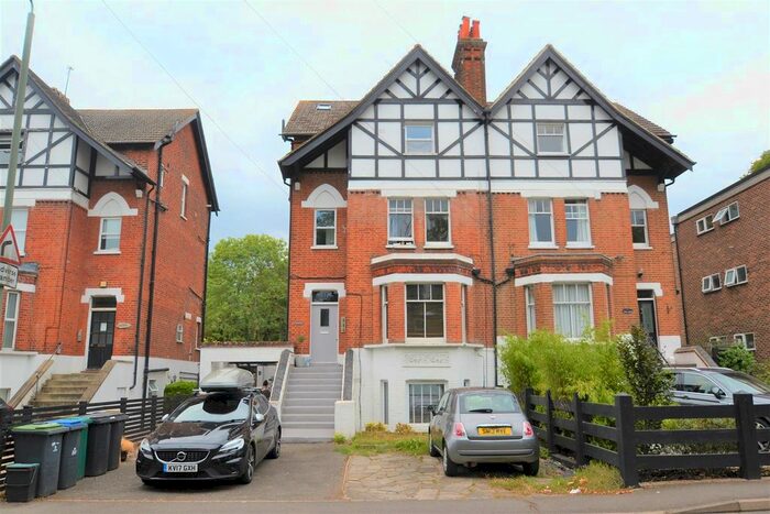 1 Bedroom Flat To Rent In Willow Grove, Chislehurst, BR7