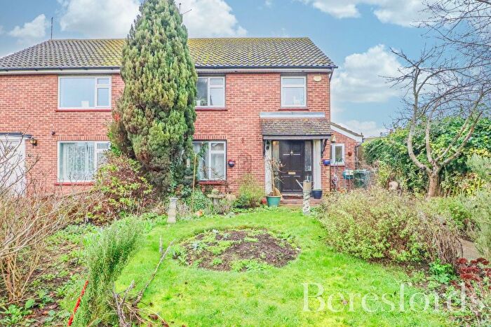 3 Bedroom End Of Terrace House For Sale In Edinburgh Close, Witham, CM8