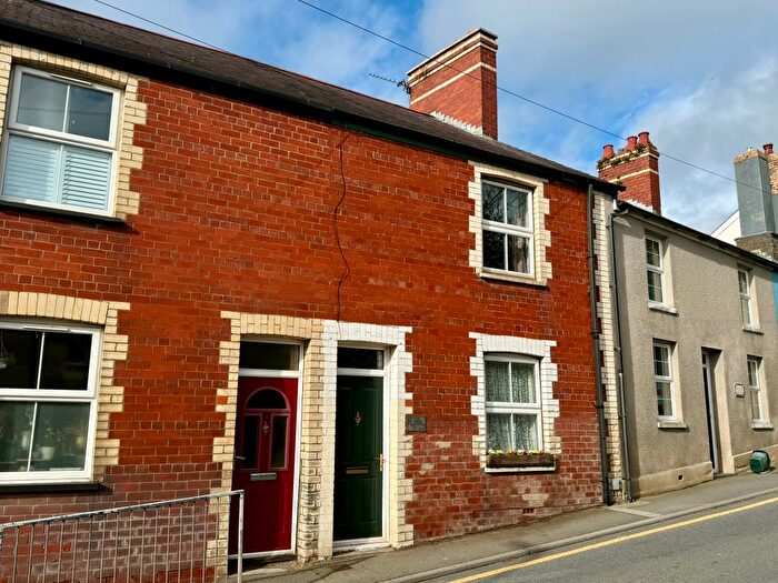 2 Bedroom Terraced House For Sale In Primrose Hill, Aberystwyth, SY23