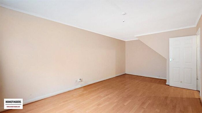 2 Bedroom Apartment For Sale In Carnarvon Road, Stratford, E15