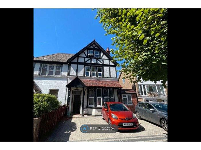5 Bedroom Flat To Rent In Surbiton, Surbiton, KT5