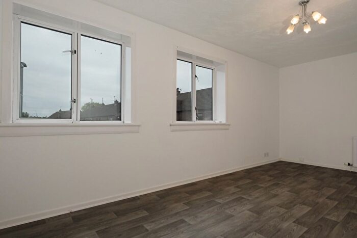 3 Bedroom Flat To Rent In Grange Place, Monifieth, Dundee, DD5