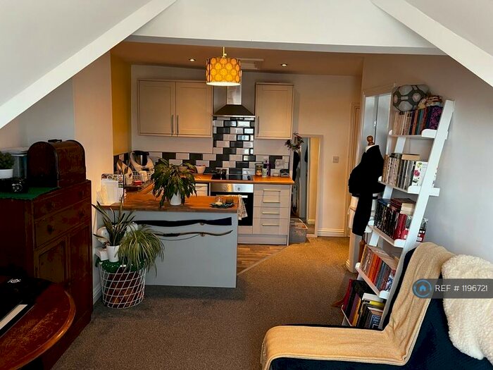 Studio To Rent In Waterloo Road, Blackpool, FY4