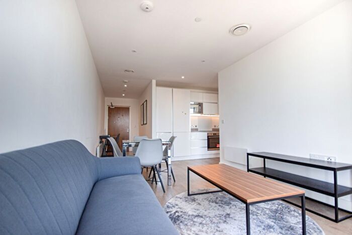 2 Bedroom Flat To Rent In Hadrians Tower, Rutherford Street, Newcastle Upon Tyne, Northumberland, NE4