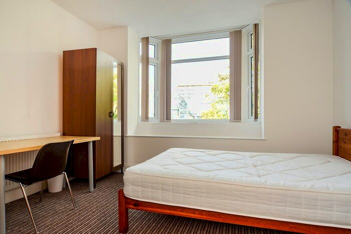 Studio To Rent In Queen Anne Terrace, Plymouth PL4