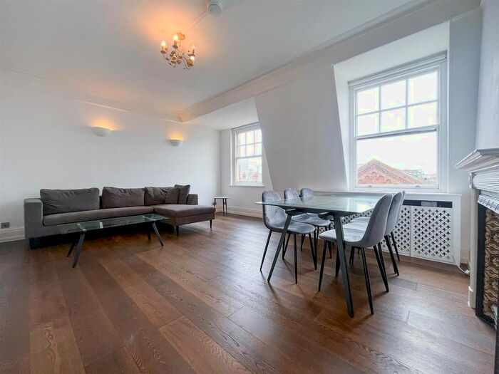 4 Bedroom Flat To Rent In Cumberland Mansions, Marylebone, W1H