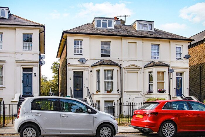 3 Bedroom Flat To Rent In Sydenham Park, London, SE26