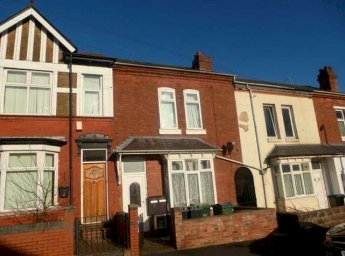 1 Bedroom Flat To Rent In Auckland Road, Smethwick, B67