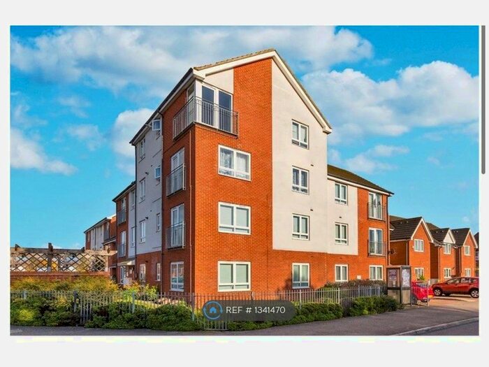 2 Bedroom Flat To Rent In Ashwood Place, Slough, SL3