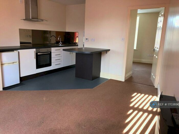 1 Bedroom Flat To Rent In First Floor, Burnley, BB11