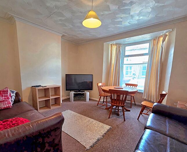 4 Bedroom End Terrace House To Rent In Avenue Road, Southampton, SO14