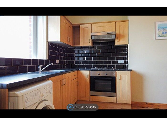 2 Bedroom Terraced House To Rent In Sunny Grove, Morley, Leeds, LS27