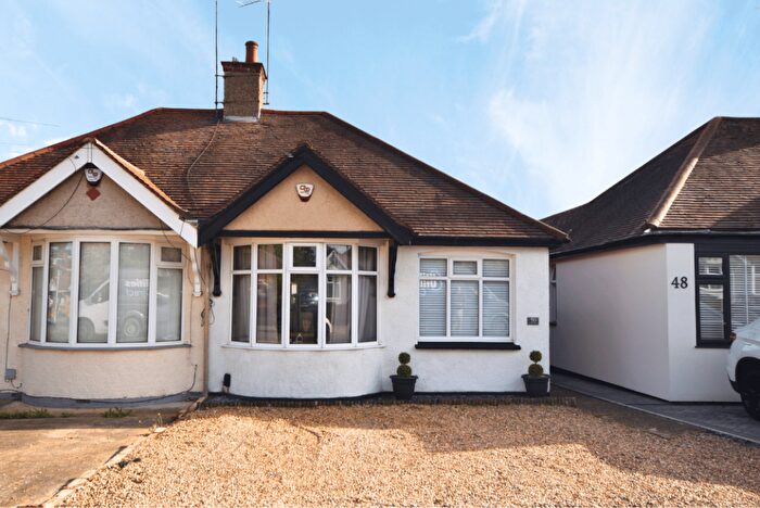 2 Bedroom Semi-Detached Bungalow For Sale In Malcolm Drive, Northampton, NN5