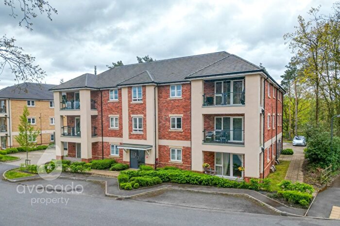 1 Bedroom Flat For Sale In Crane House, Hurst Avenue, Blackwater, Camberley, Hampshire, GU17