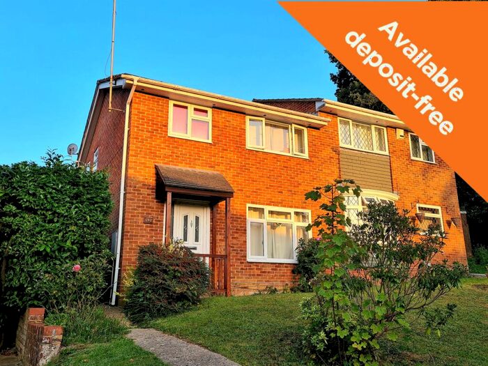 3 Bedroom Semi-Detached House To Rent In Oakwood Drive, Southampton, SO16