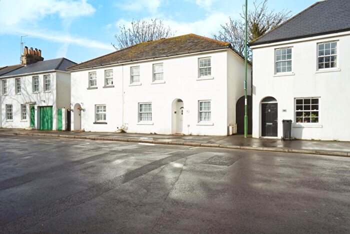 4 Bedroom Semi-Detached House For Sale In Ham Road, Shoreham-by-Sea, West Sussex, BN43