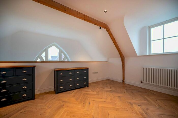 2 Bedroom Semi-detached House To Rent In Down Road, Merrow, Guildford, GU1