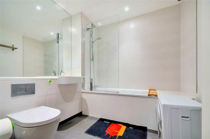 1 Bedroom Apartment For Sale In Ceylon House, E1