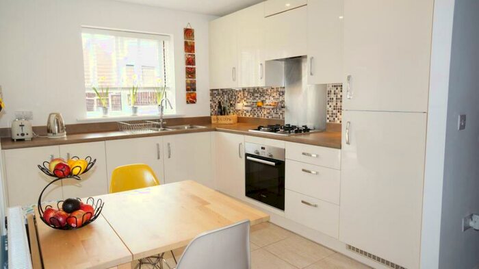 2 Bedroom Terraced House To Rent In Garforth Ave :: Ancoats, M4