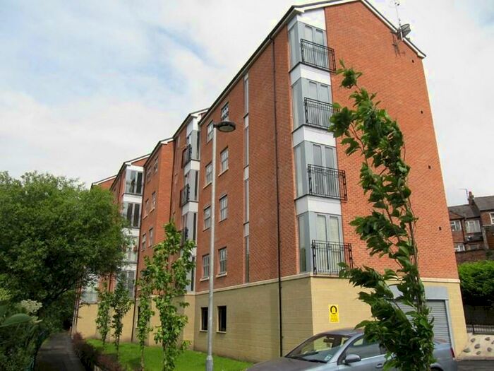 2 Bedroom Apartment To Rent In Sandpipers, Congleton, CW12
