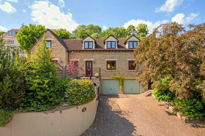 4 Bedroom Detached House For Sale In The Glen, Saltford, Bristol, Somerset, BS31