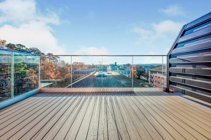 1 Bedroom Apartment To Rent In Grandview, GU14