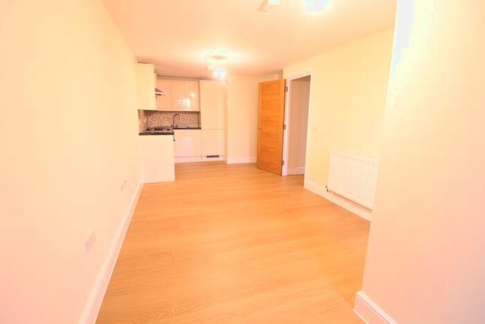 1 Bedroom Flat To Rent In Charter House, High Road, IG1