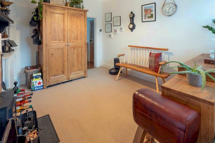2 Bedroom Cottage For Sale In The Green, Great Bowden, Market Harborough, LE16
