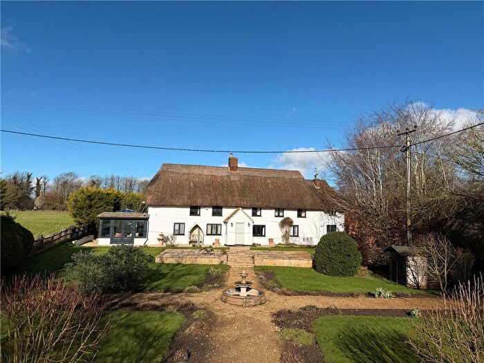 4 Bedroom Detached House For Sale In Yatesbury, Calne, Wiltshire, SN11