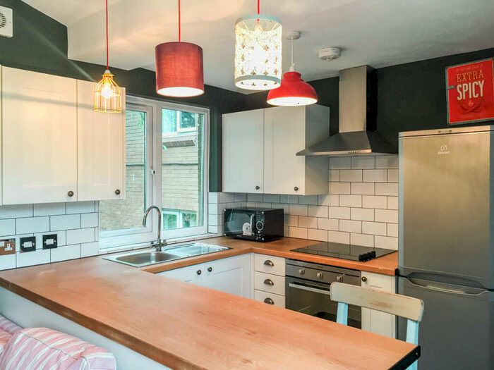 4 Bedroom House To Rent In The Park, Norfolk Park Road, S2