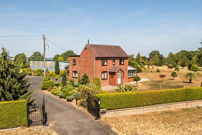 3 Bedroom Detached House For Sale In Evergreen Cottage, Rock, Kidderminster, DY14