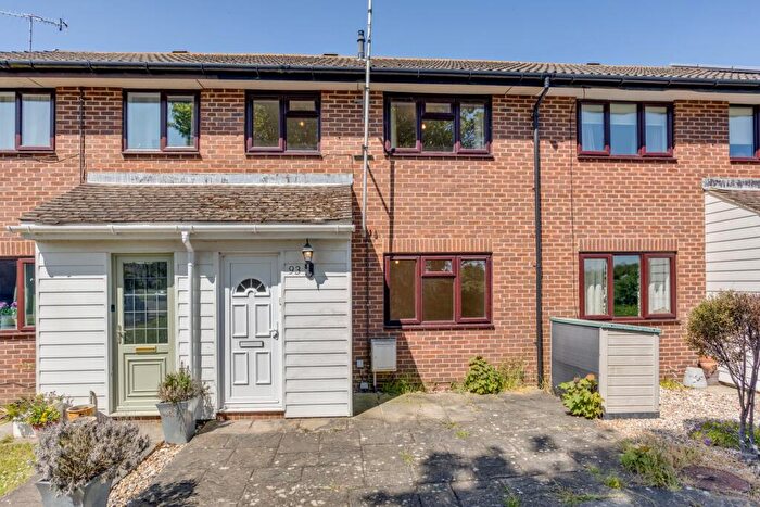 3 Bedroom Terraced House For Sale In Springfield Close, Lavant, Chichester, PO18