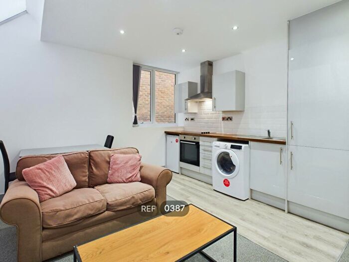 1 Bedroom Apartment To Rent In Tivoli House, South Street, HU1