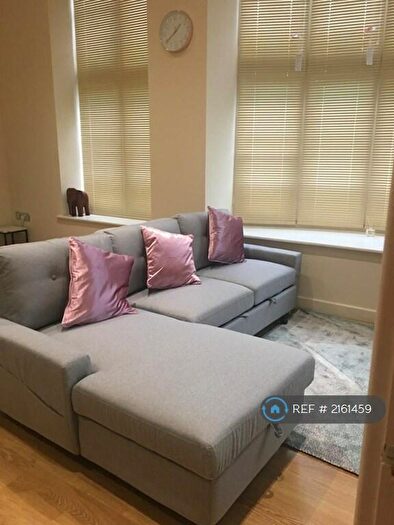 1 Bedroom Flat To Rent In Mcilroys Building, Reading, RG1