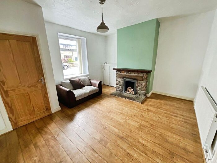 2 Bedroom Property To Rent In Manchester Road, Accrington, BB5